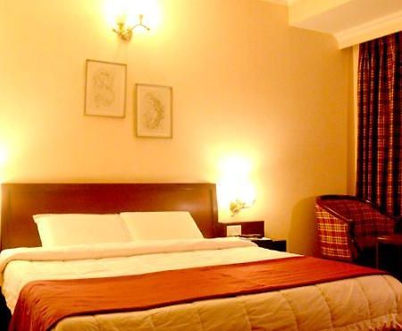 Hotel Sagar International Lucknow Esterno foto